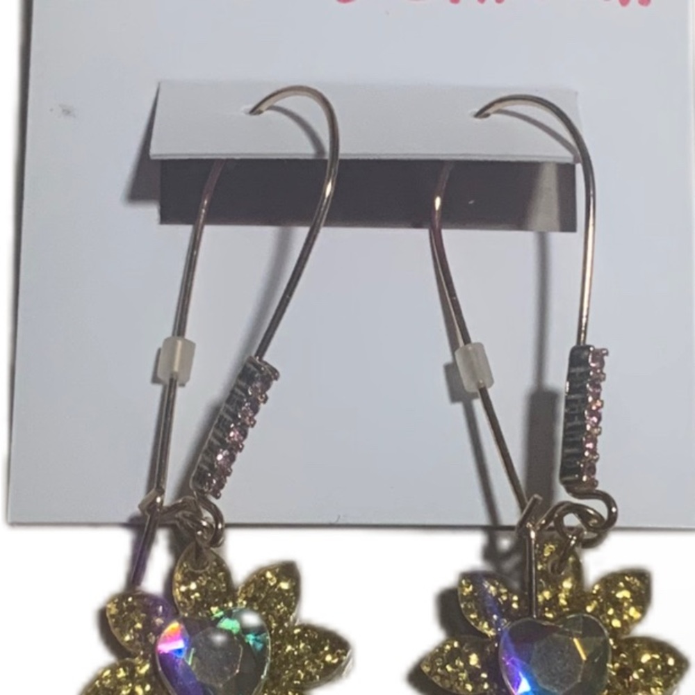 Gold Flower Earrings with Heart Gem.